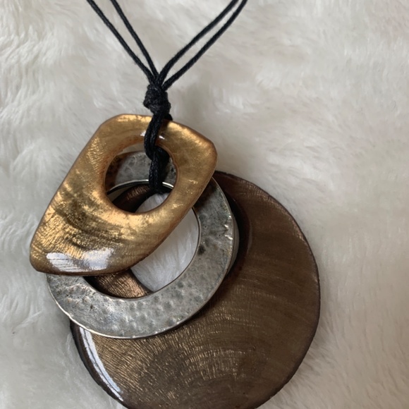 Necklace - Picture 2 of 2